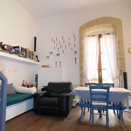 Il Rifugio Del Dottore 1 - And Upside In Oldtown Apartment *